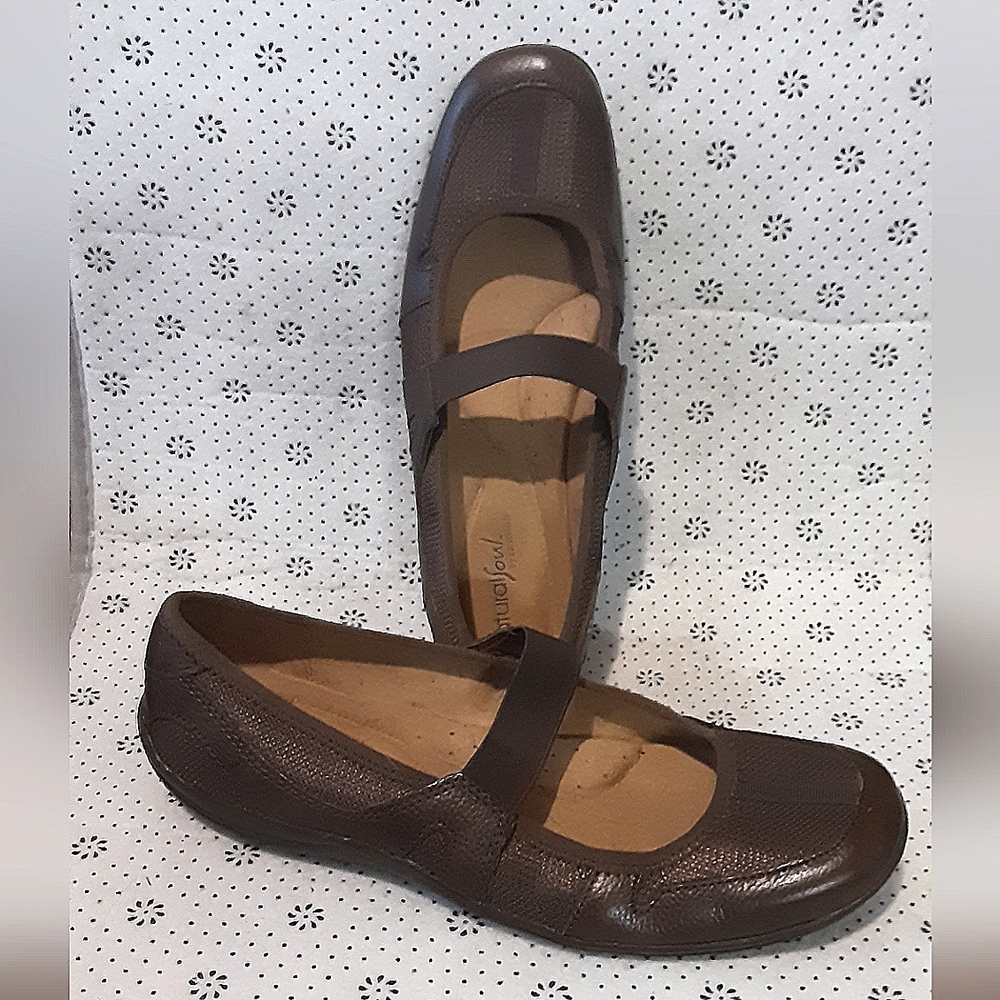 Clarks Mary Jane Ballet Flats